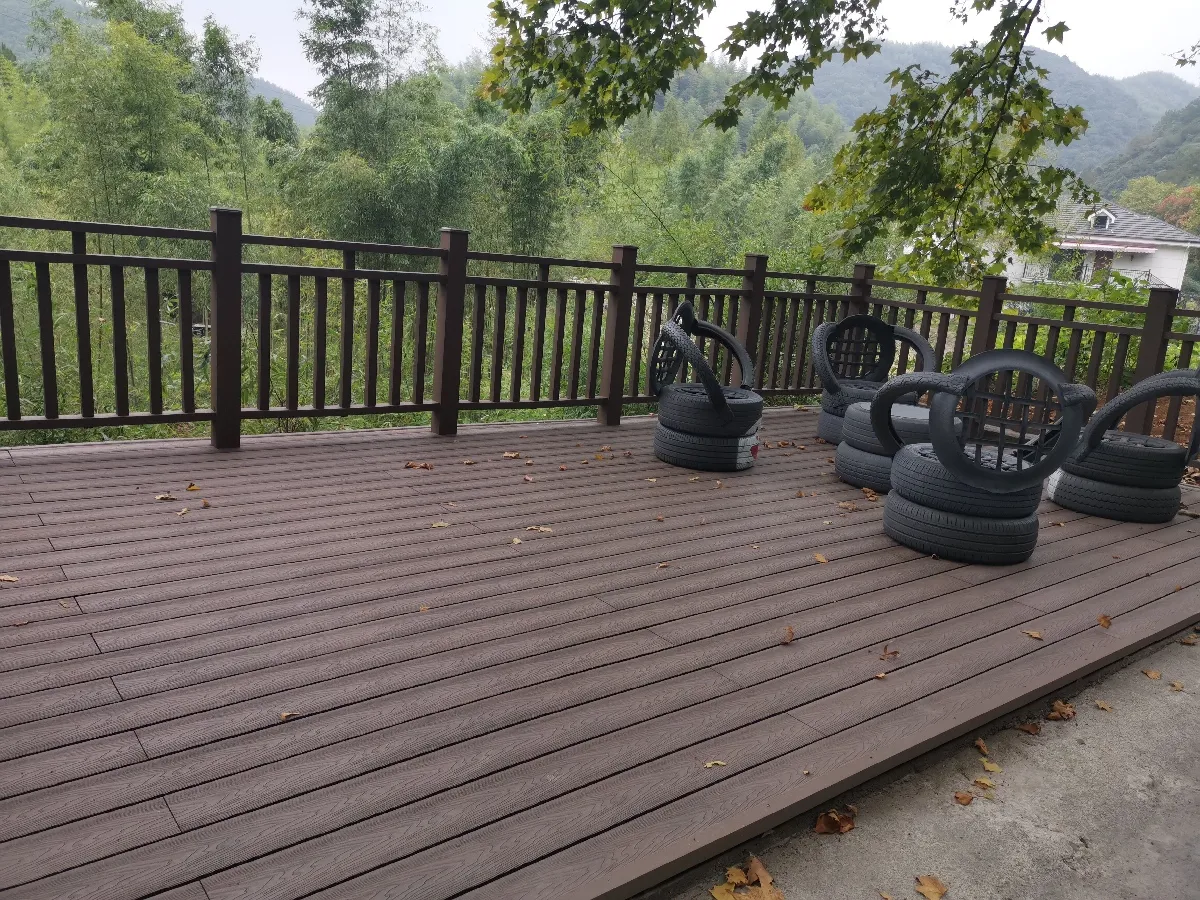 Classic hollow Decking 150×20mm